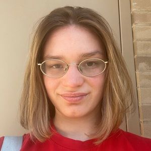 Meet your Posher, Clare